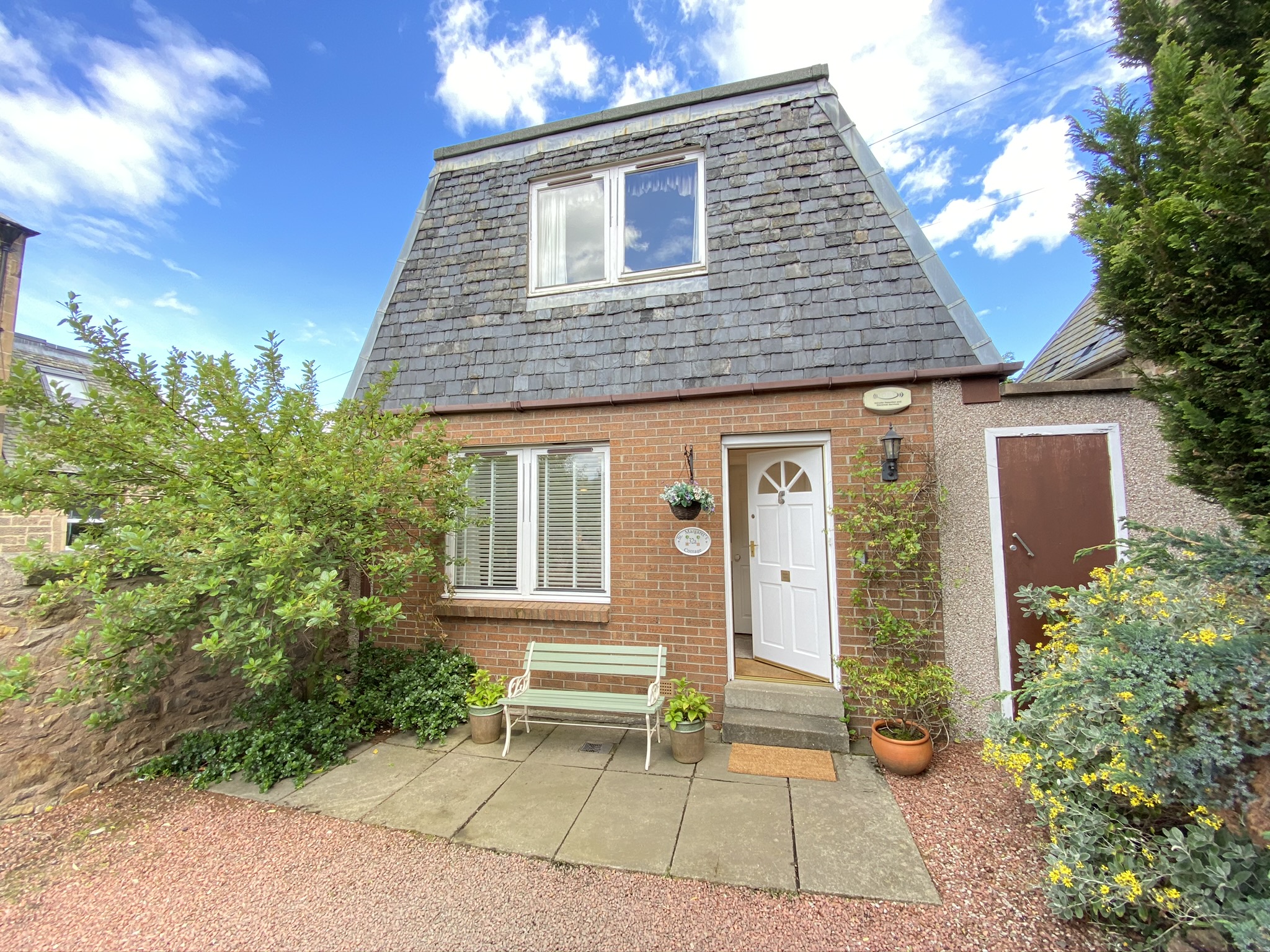 Self Catering Edinburgh at St Margaret's Cottage